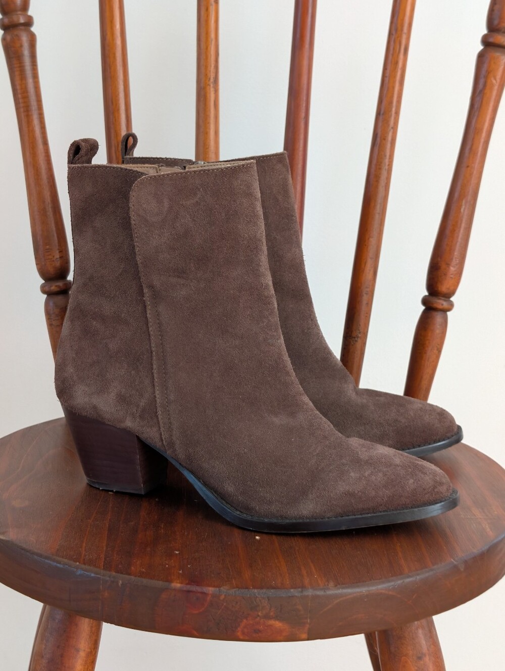 Banana Republic Booties Western Suede Olive - 9